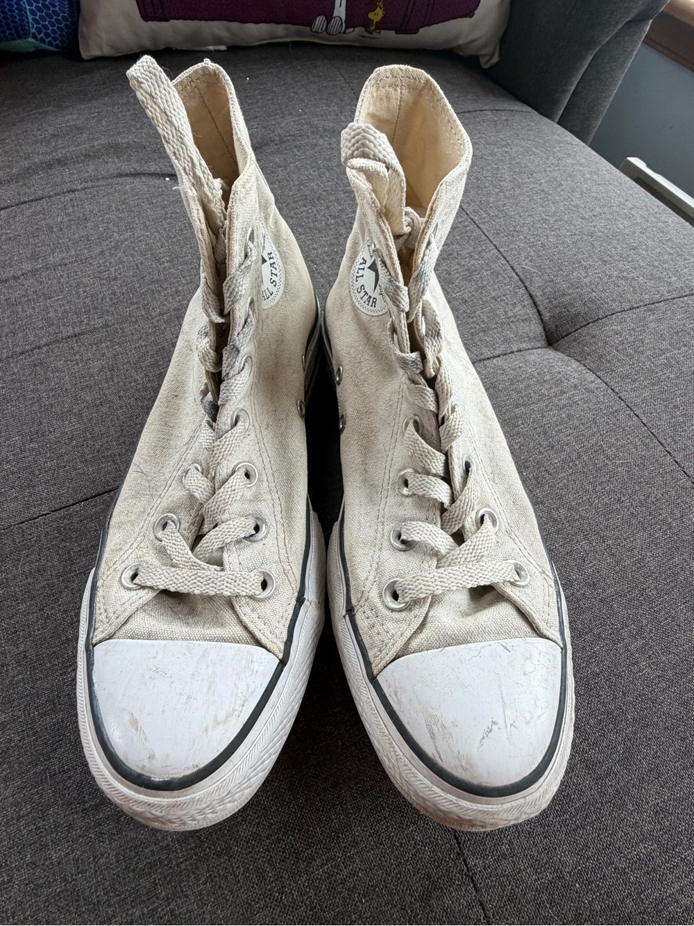 Converse High Top Sneakers - Off-White/Cream